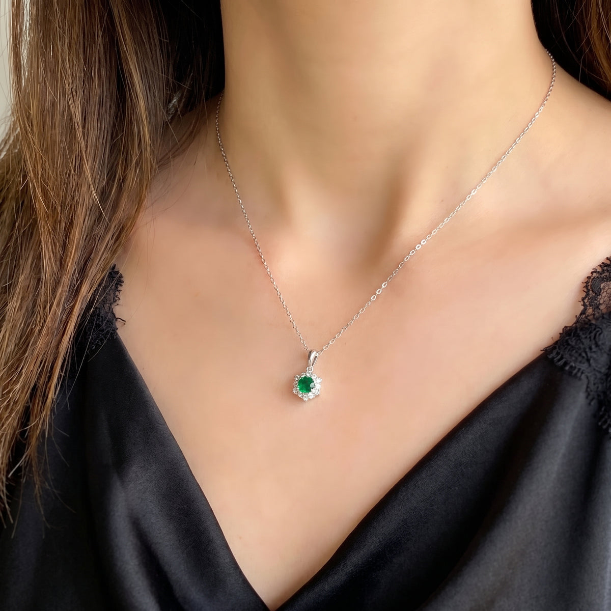 Luna Emerald Necklace