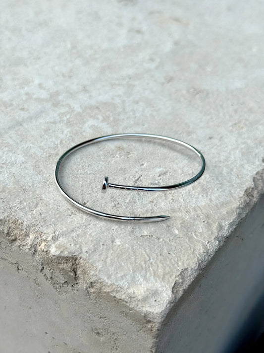 Open Nail Thin Bangle