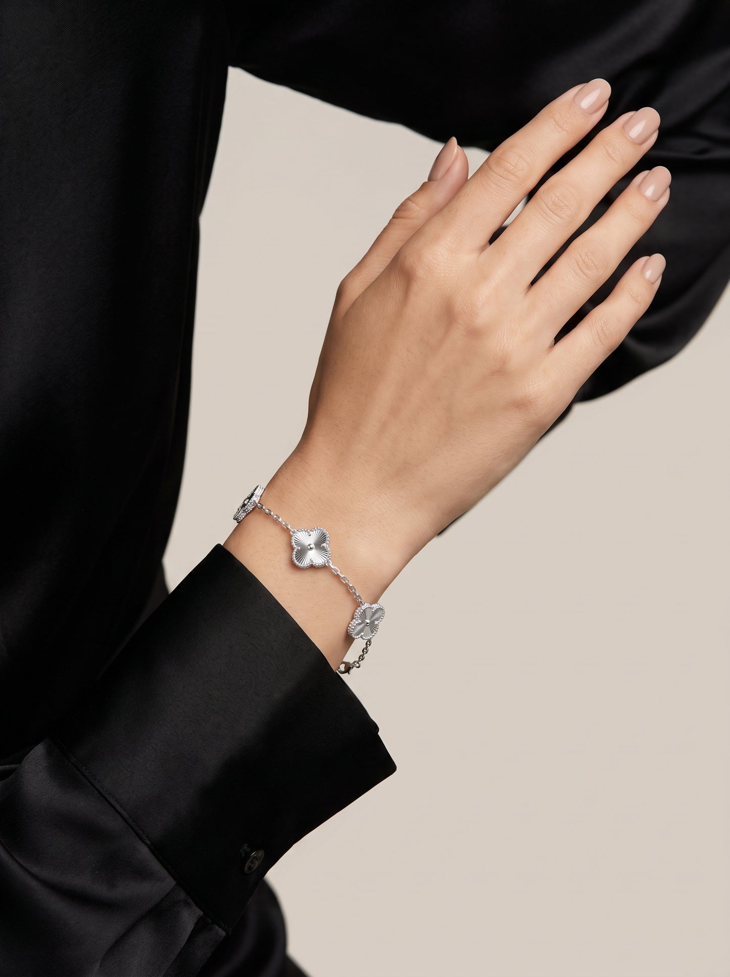 Van Cleef Plain Bracelet